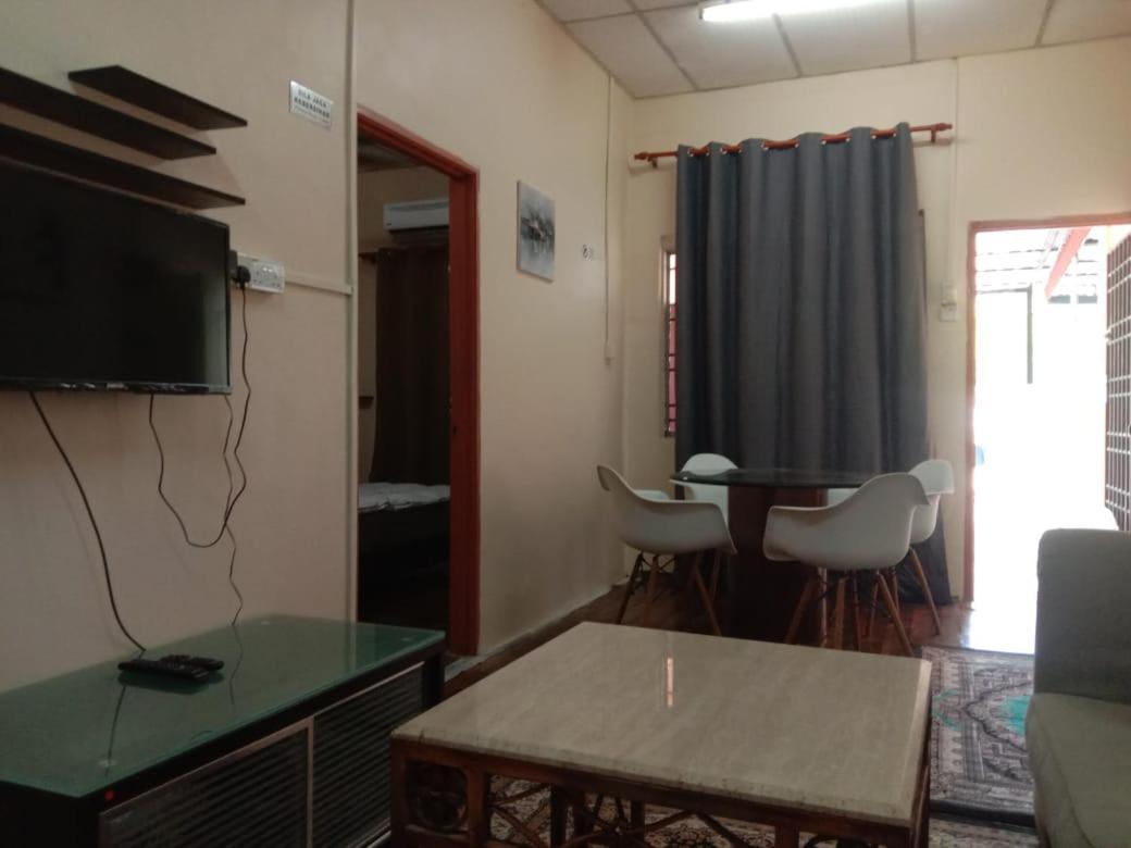 Homestay Tok Abah Сері-Іскандар Екстер'єр фото