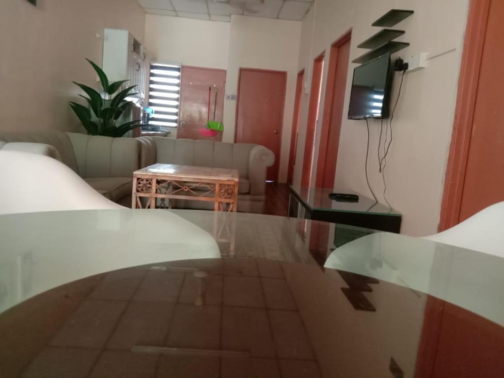 Homestay Tok Abah Сері-Іскандар Екстер'єр фото