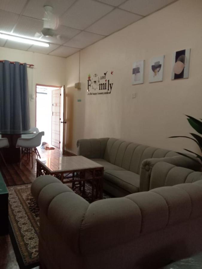 Homestay Tok Abah Сері-Іскандар Екстер'єр фото